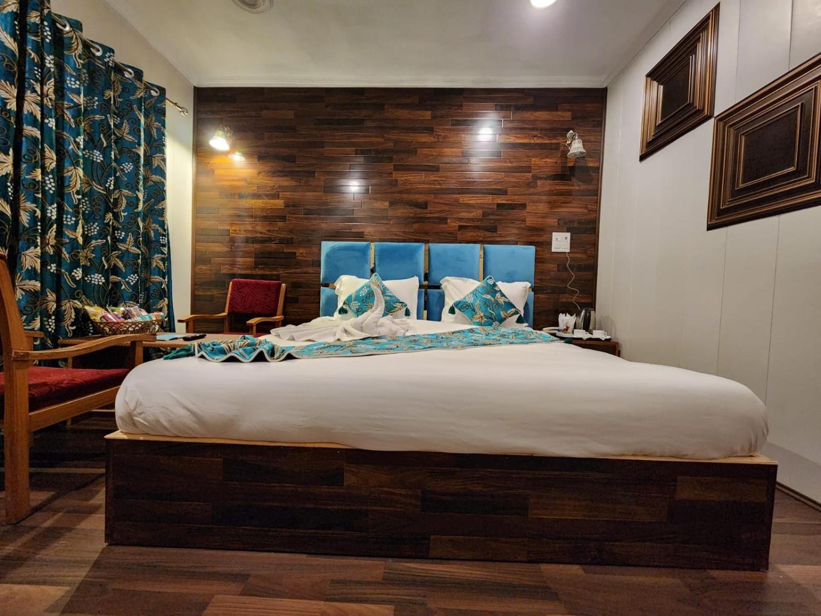 Srinagar Group Of Hotels Kültér fotó
