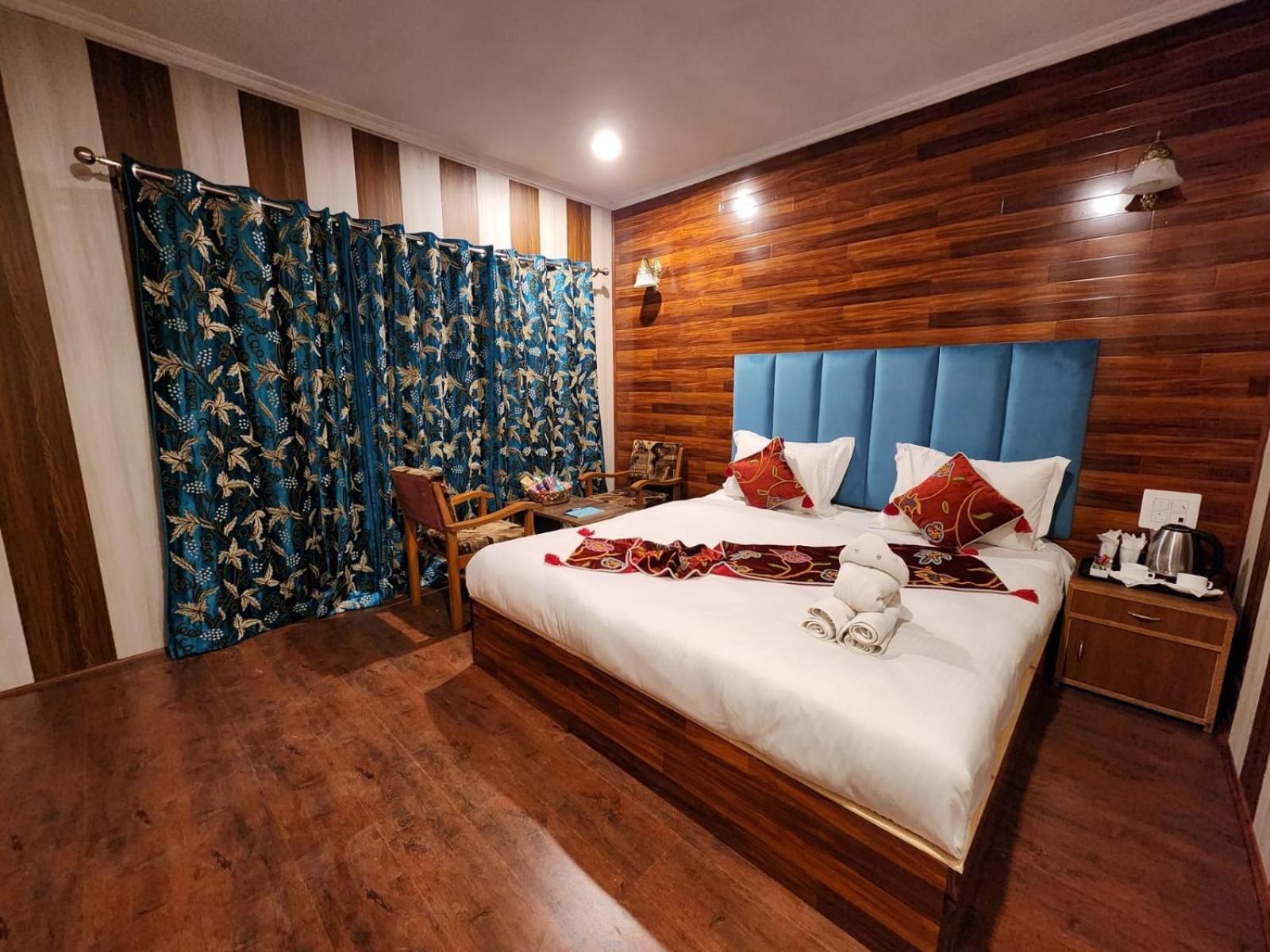 Srinagar Group Of Hotels Kültér fotó